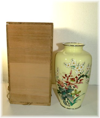 Japanese Cloisonn Vase with priginal wooden box, 1930's 