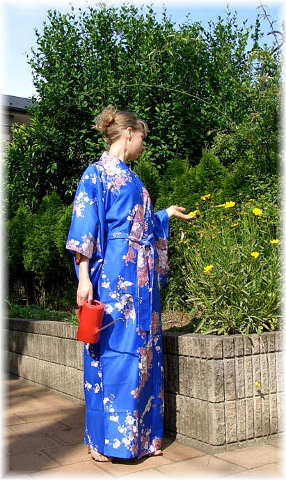 japanese woman's cotton yukta. The Japonic Online Store